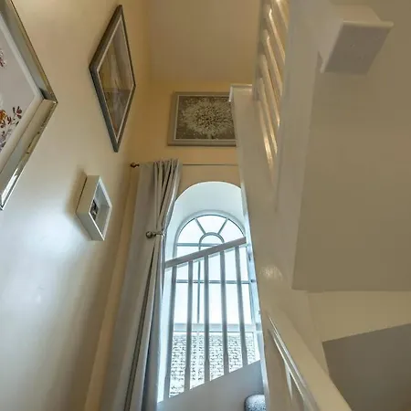 Cosy Cottage In Central Kendal With Parking! Экстерьер фото