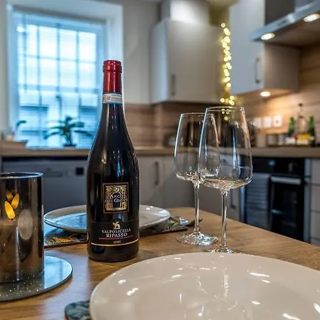 Cosy Cottage In Central Kendal With Parking! Экстерьер фото