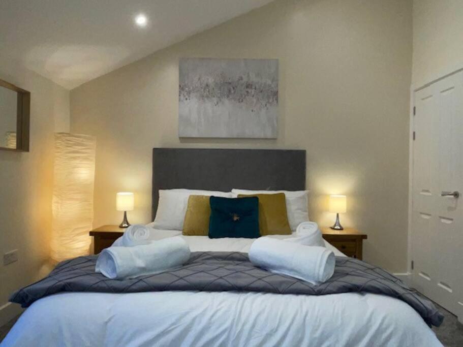 Cosy In With Parking! Holiday home